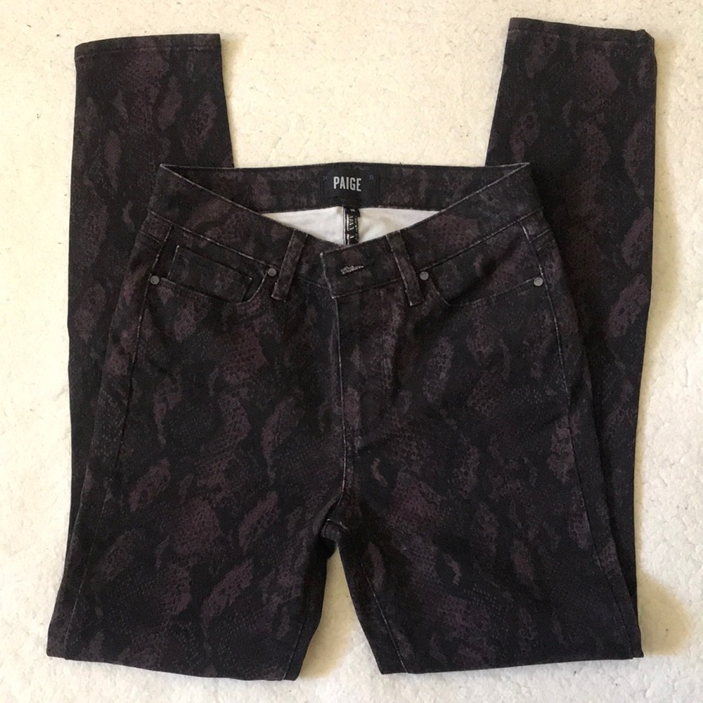 🎉HP🎉Paige | Hoxton Ankle Skinny High Rise Purple & Black SnakePrint Jean Sz 25